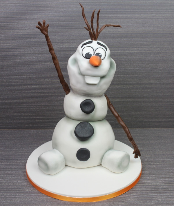 Olaf Birthday Cake
 Olaf Birthday Cakes