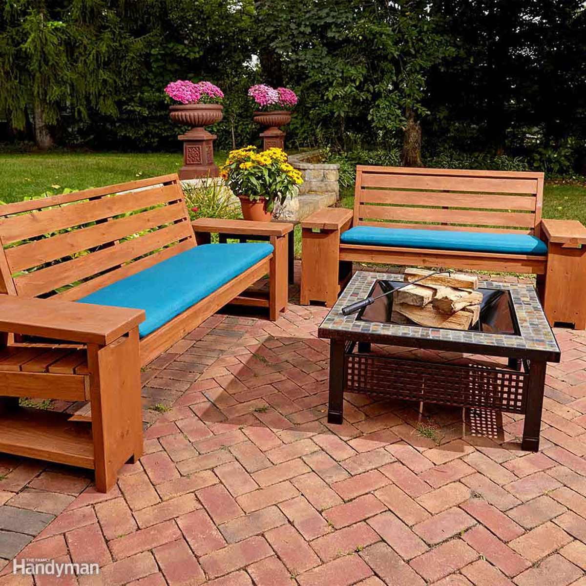 Outdoor Couch DIY
 15 Awesome Plans for DIY Patio Furniture