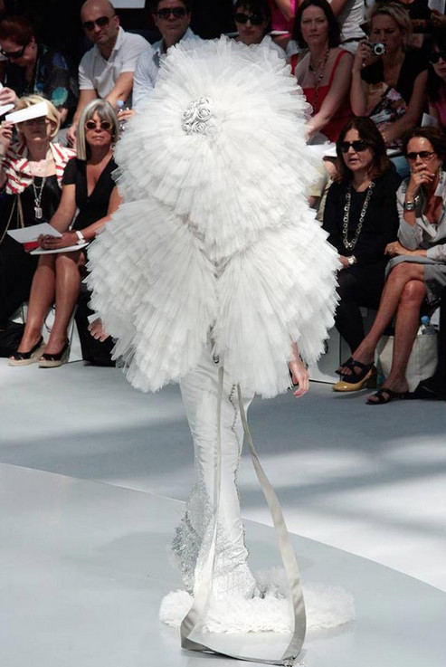 Outrageous Wedding Dresses
 The most outrageous wedding dresses the catwalk s ever