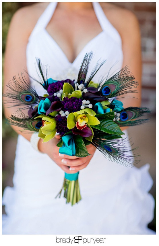Peacock Color Wedding
 Trending – Peacock theme jewel toned wedding colors