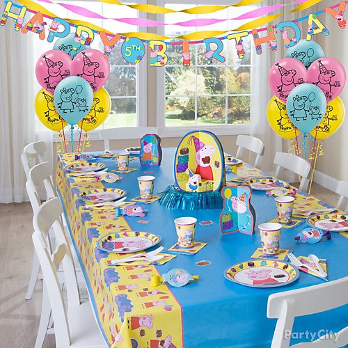 Peppa Pig Decorations Birthday
 Peppa Pig Party Table Idea Party City