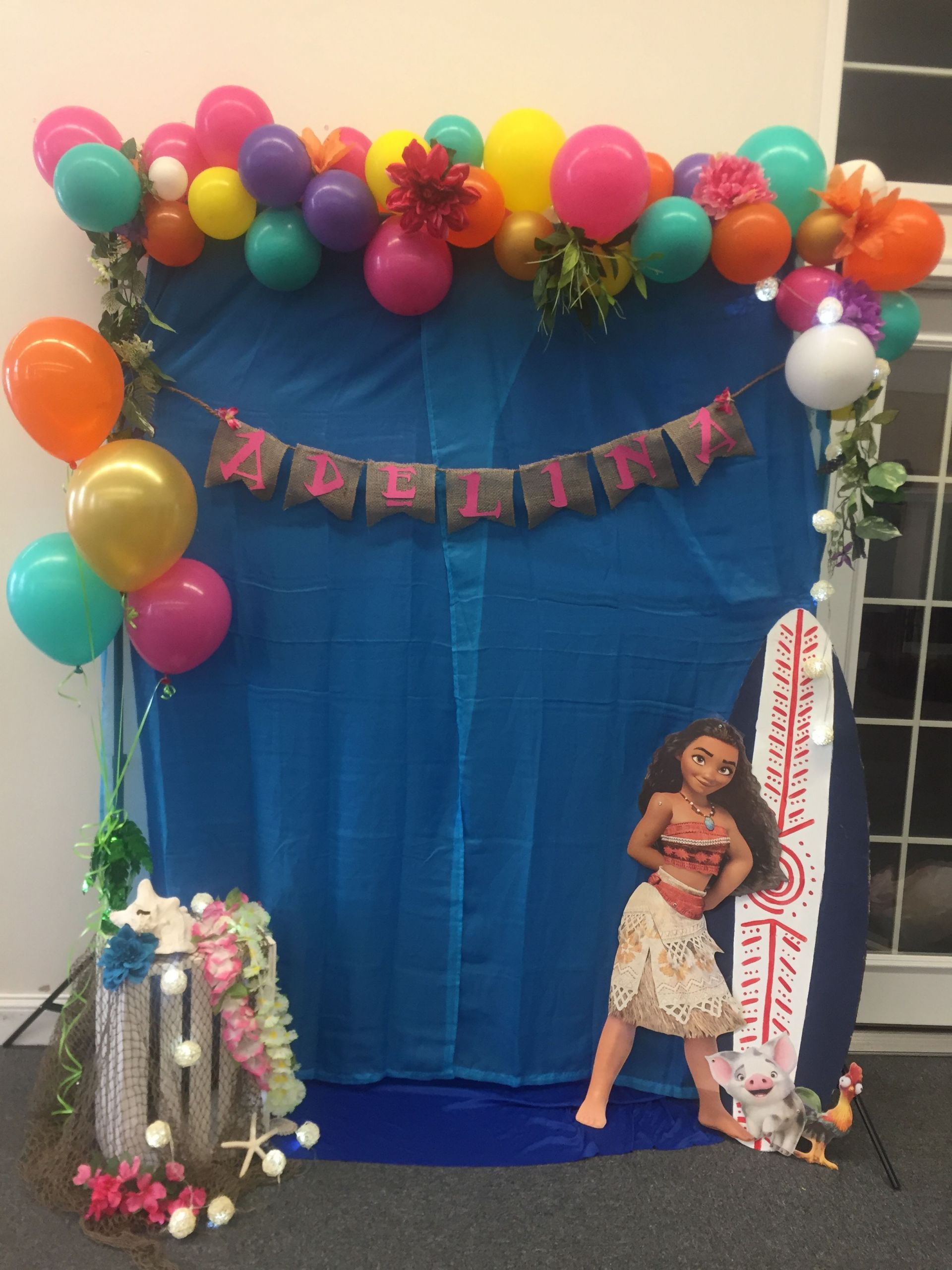 Photo Booth Ideas For Birthday Party
 Moana Birthday Party Booth