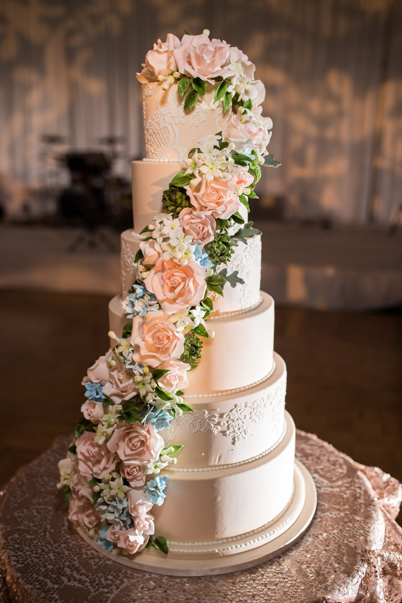 Picture Of Wedding Cakes
 90 Showstopping Wedding Cake Ideas For Any Season