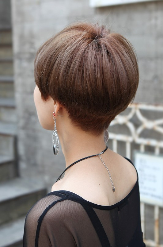 Pictures Of Short Haircuts
 Back View of Cute Short Japanese Haircut Back View of