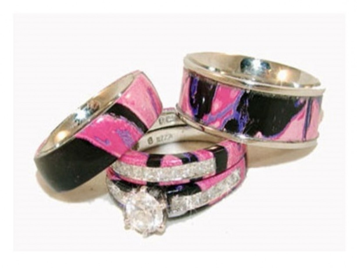 Pink Camo Wedding Ring Sets
 Pink Camouflage Wedding Ring Sets Caymancode Wedding Rings