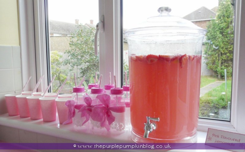 Pink Lemonade Punch Recipes For Baby Shower
 Pink Flavoured Lemonade