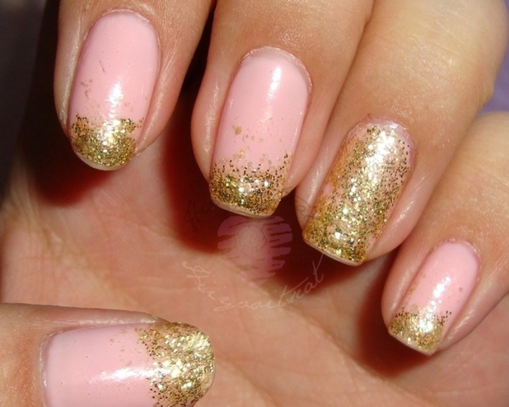 Pink Nails With Gold Glitter
 52 Classic Glitter Nail Art Design Ideas For Trendy Girls