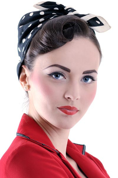 Pins Up Style
 15 Pin up hairstyles easy to make yve style