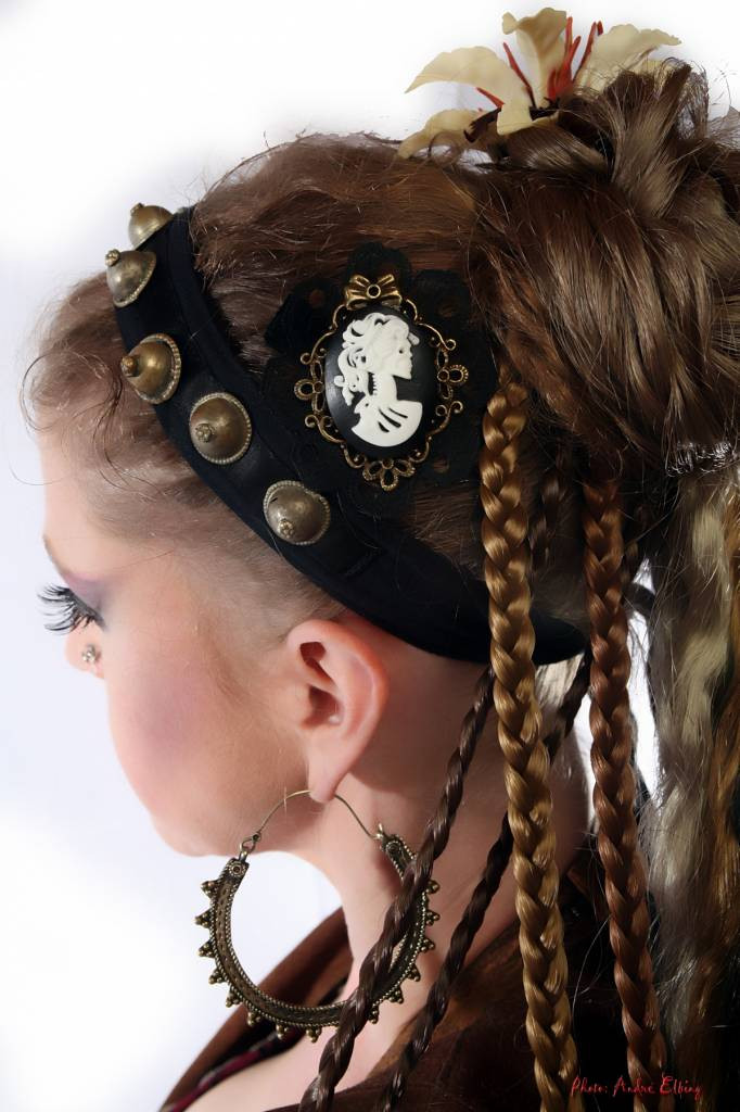 Pirate Hairstyles Female
 skull cameo hair jewelry steampunk brooch & shoe clip