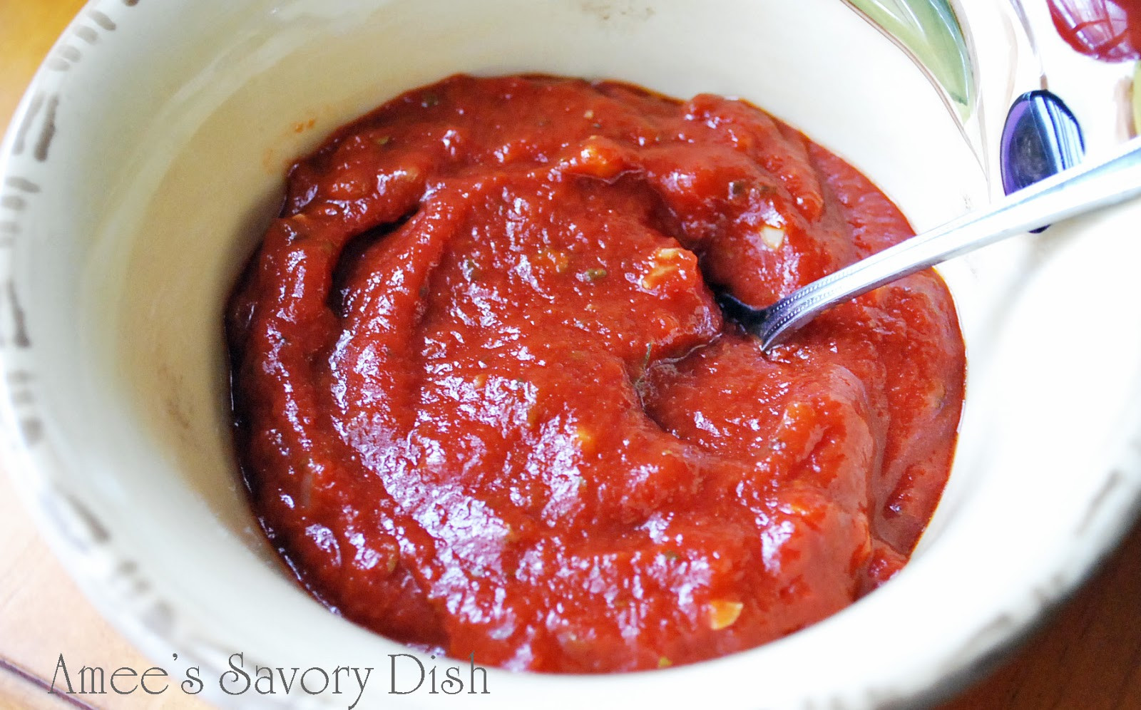 Pizza Sauce With Tomato Paste
 Pepperoni Pizza Quinoa Cups and Easy Pizza Sauce for Dipping