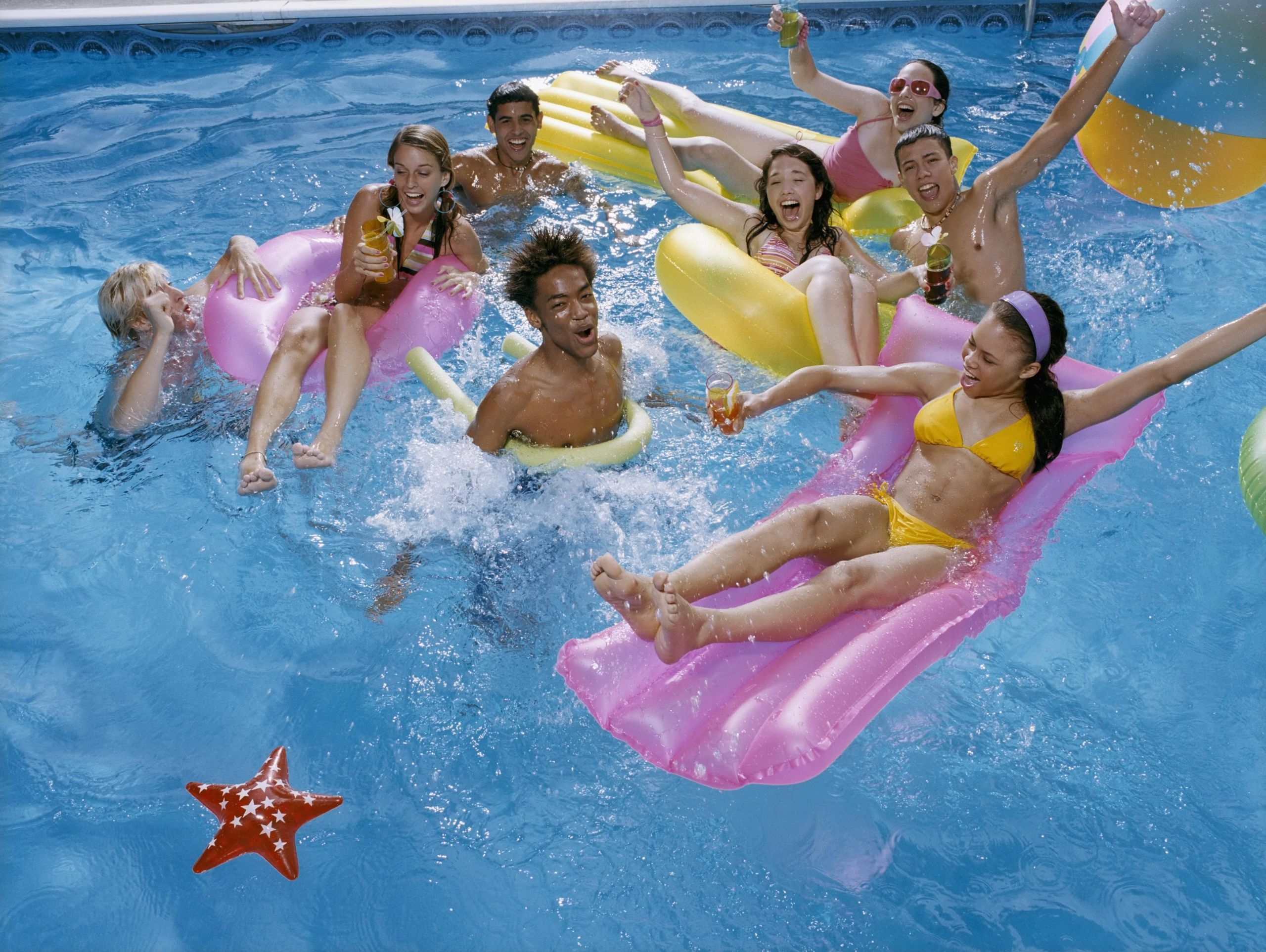 Pool Party Ideas For Tweens
 Throwing a Pool Party for Your Teen s Birthday