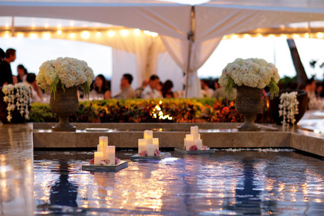 Pool Wedding Decorations
 Gorgeous Pool Decorations For Weddings Belle The Magazine