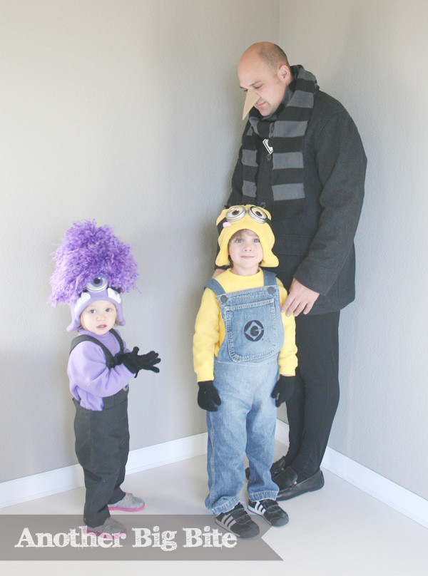 Purple Minion Costume DIY
 A Halloween Dry Run