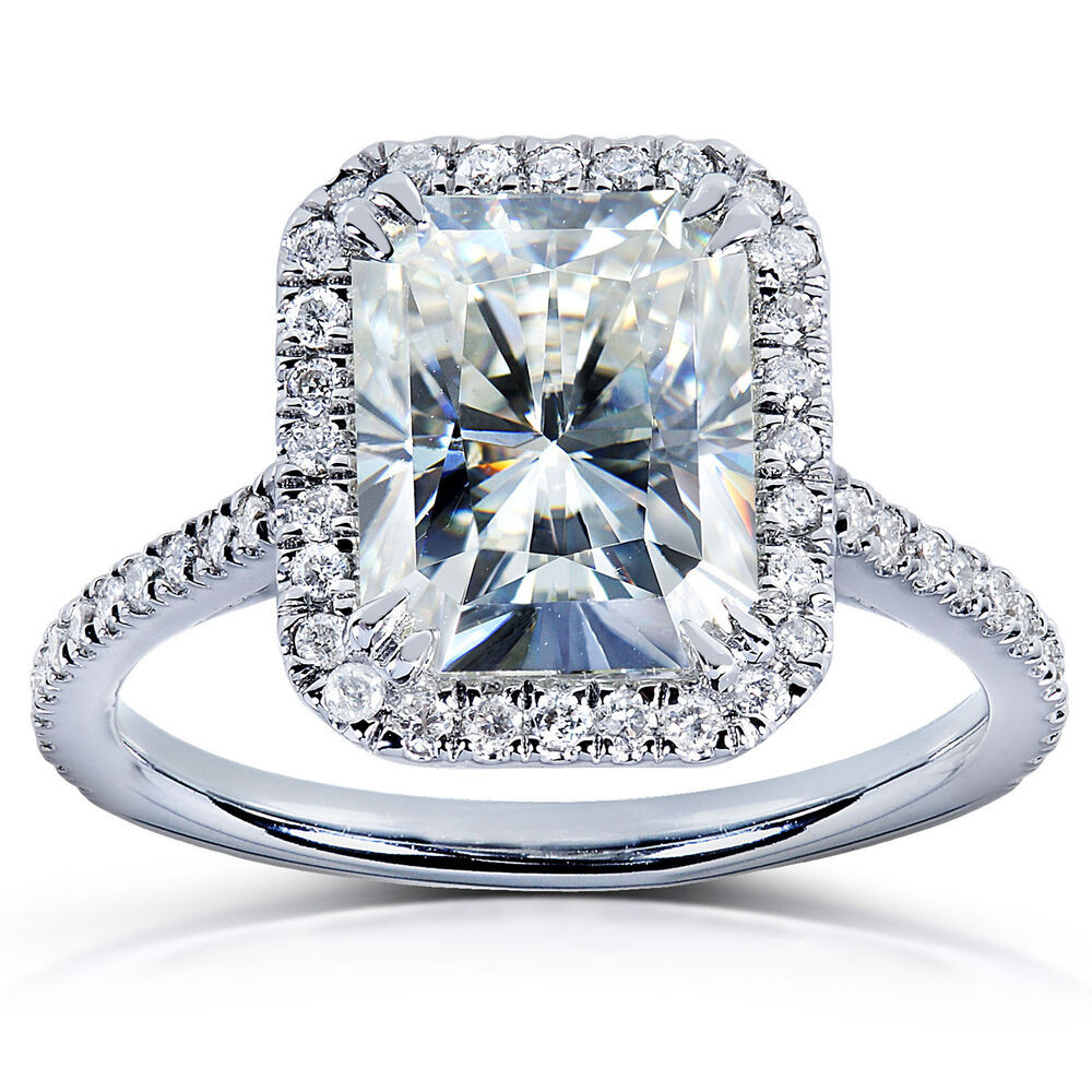 Radiant Cut Diamond Engagement Rings
 Forever Brilliant Radiant cut Moissanite & Diamond