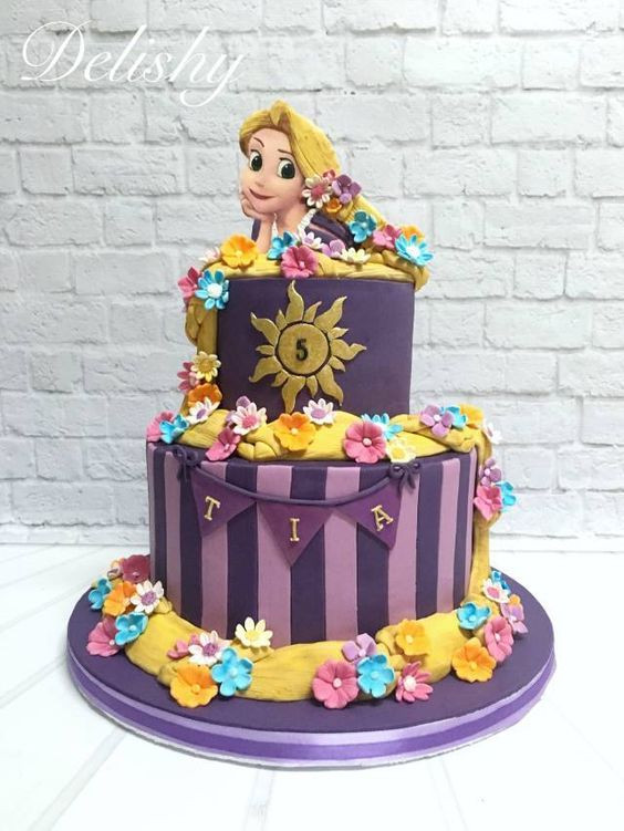 Rapunzel Birthday Cake
 25 Amazing Disney Princess Cakes