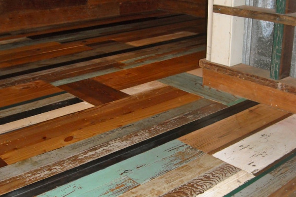 Reclaimed Barn Wood Flooring DIY
 The trendy painted reclaimed wood flooring – Adorable Home