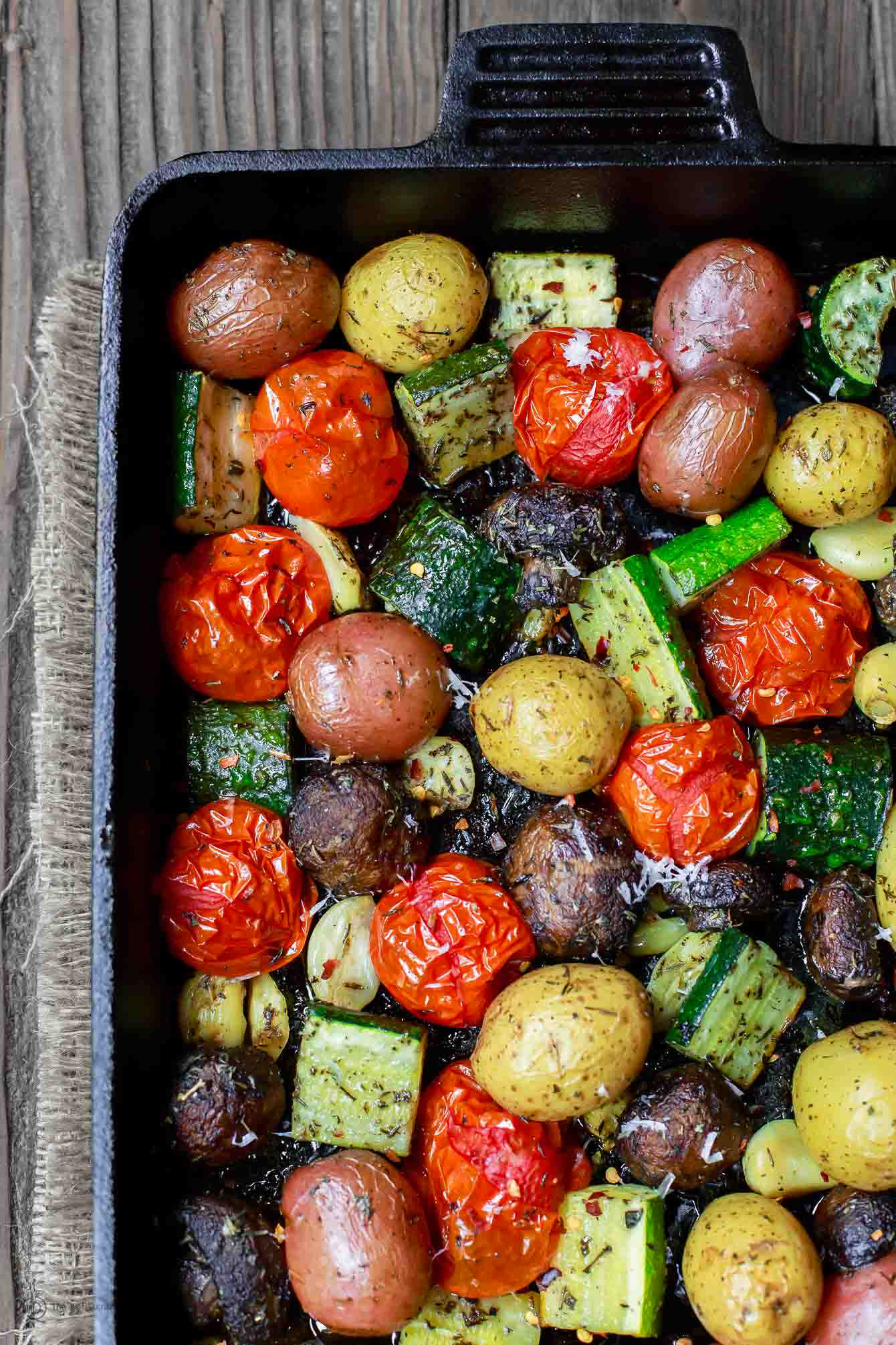 Roasted Vegetables In The Oven
 BEST Italian Oven Roasted Ve ables