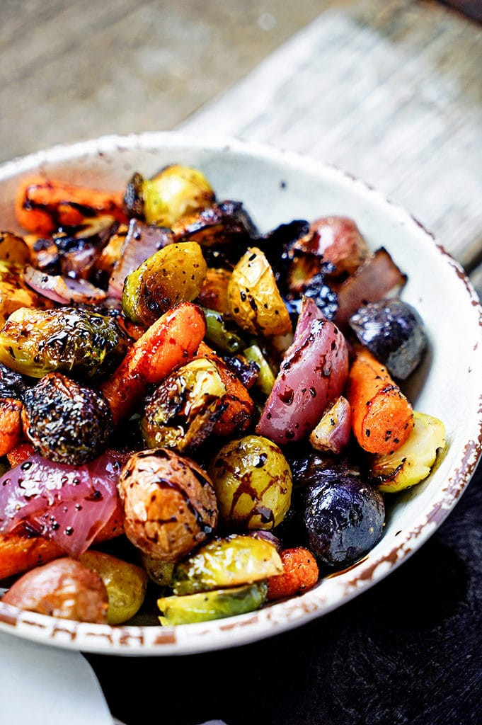 Roasted Vegetables In The Oven
 Easy Roasted Ve ables with Honey and Balsamic Syrup