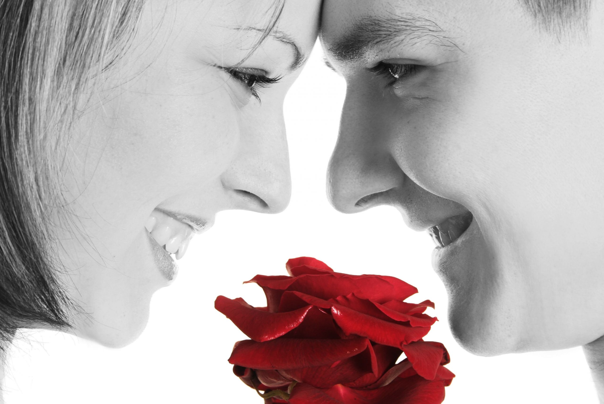 Romantic Christmas Gift Ideas For Girlfriend
 10 Romantic & Inexpensive Gift Ideas for Your Girlfriend