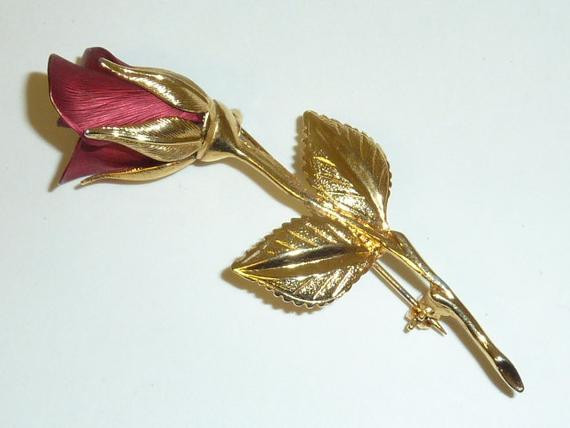 Rose Brooches
 Vintage GIOVANNI Red Rose Brooch Gold Tone Single Stem Red