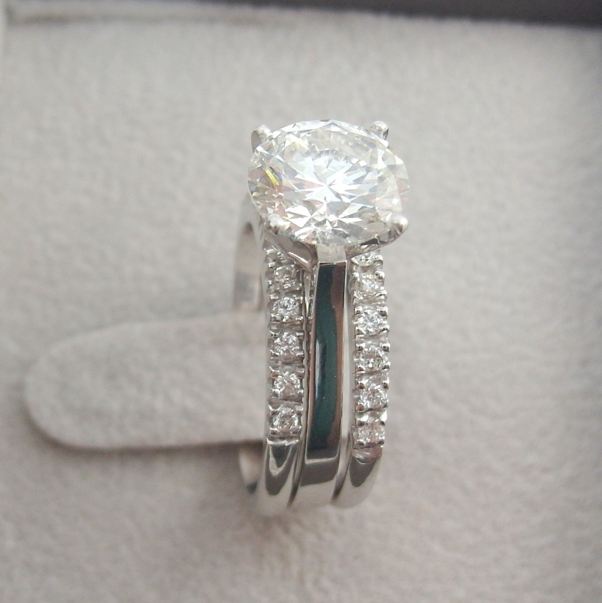 Round Diamond Wedding Rings
 3 00 CT ROUND D VS1 DIAMOND ENGAGEMENT RING WEDDING BAND