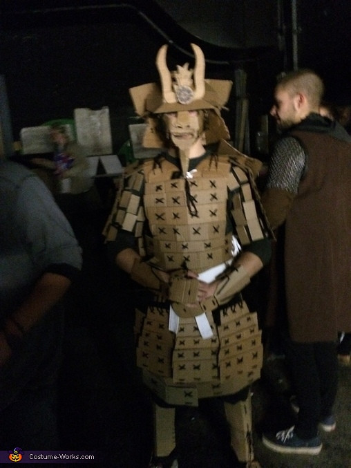 Samurai Costume DIY
 Samurai Cardboard Armor Costume