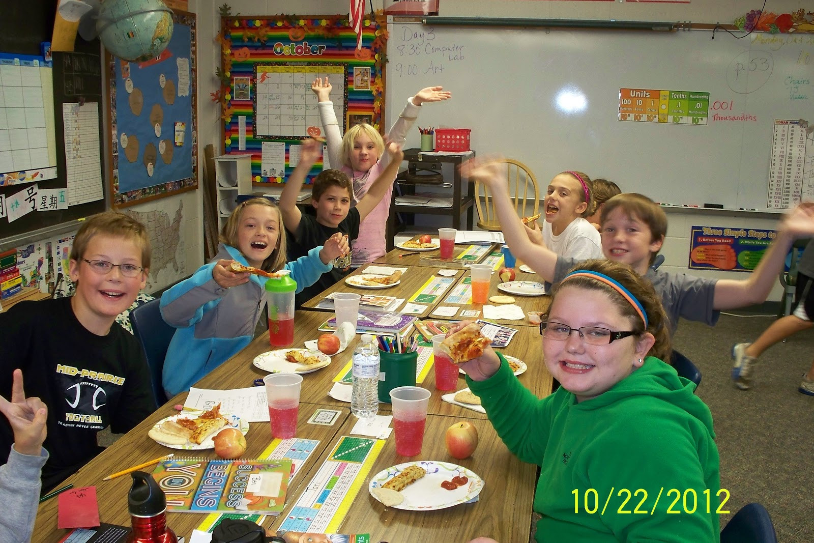 School Halloween Party Ideas 4Th Grade
 WE 4th Grade News Pizza Party and Halloween