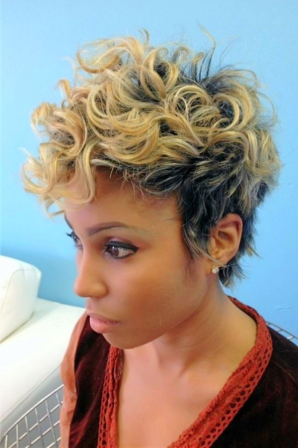 Short Haircuts For Girls With Curly Hair
 Short Haircuts For Women