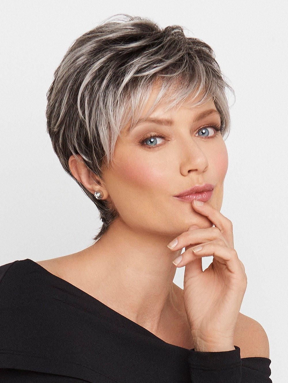 Short Hairstyle Over 40
 30 Superb Short Hairstyles For Women Over 40 Stylendesigns