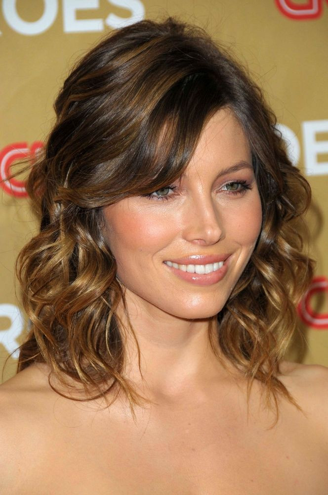 Short Length Curly Hairstyles
 21 Gorgeous Hairstyles For Fine Curly Hair Feed Inspiration