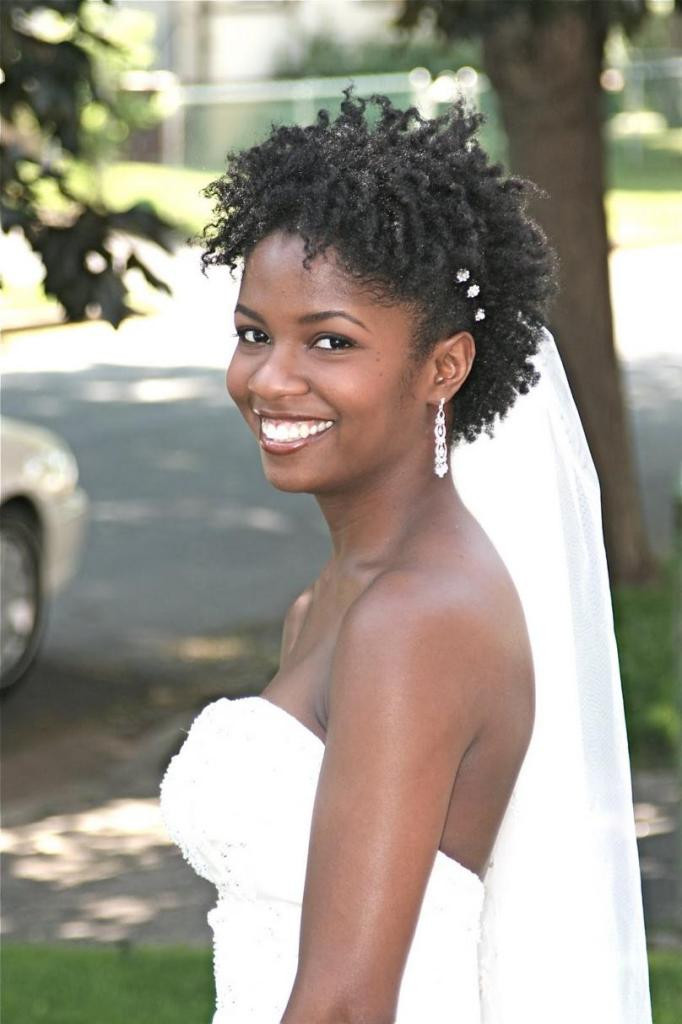 Short Natural Wedding Hairstyles
 23 Natural Wedding Hairstyles Ideas For This Year MagMent