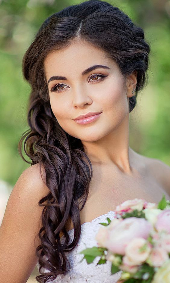 Side Swept Hairstyle For Wedding
 Side Swept Wedding Hairstyles