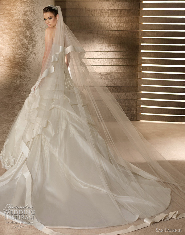 Simple Veils For Wedding
 Fashion 2018 Wedding Veils Simple Elegant Long Bridals