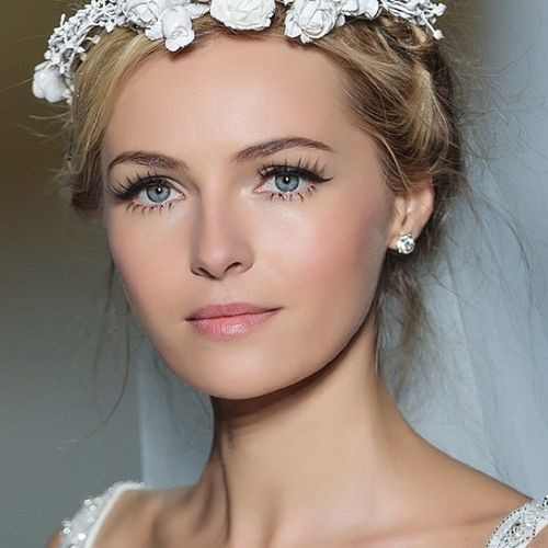 Simple Wedding Makeup
 The Bridal Makeup Look For 2016 Soft and Simple Arabia