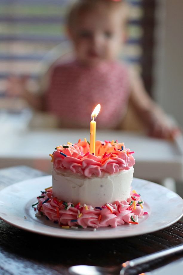 Small 1St Birthday Party Ideas
 You re Going to Want to Steal This Mom s First Birthday