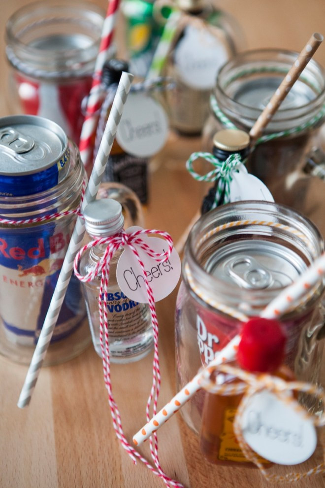 Small Christmas Party Ideas
 21 DIY Christmas Mason Jars to Gift or Decorate With Hot