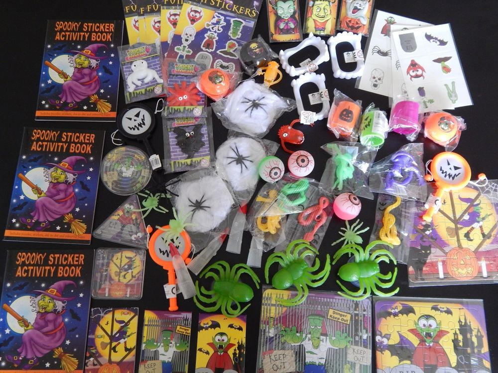 Small Halloween Party Ideas
 50 HALLOWEEN small Party Bag Fillers Toys Favours Lucky