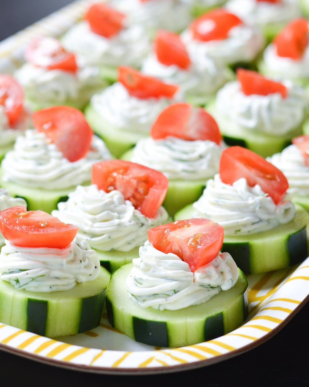 Small Holiday Party Ideas
 18 Skinny Appetizers For Your Holiday Parties