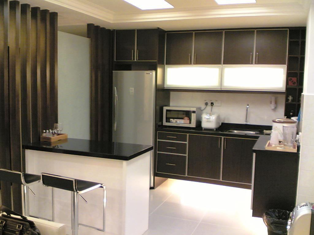 Small Modern Kitchen
 Modern kitchen cabinets for small kitchens
