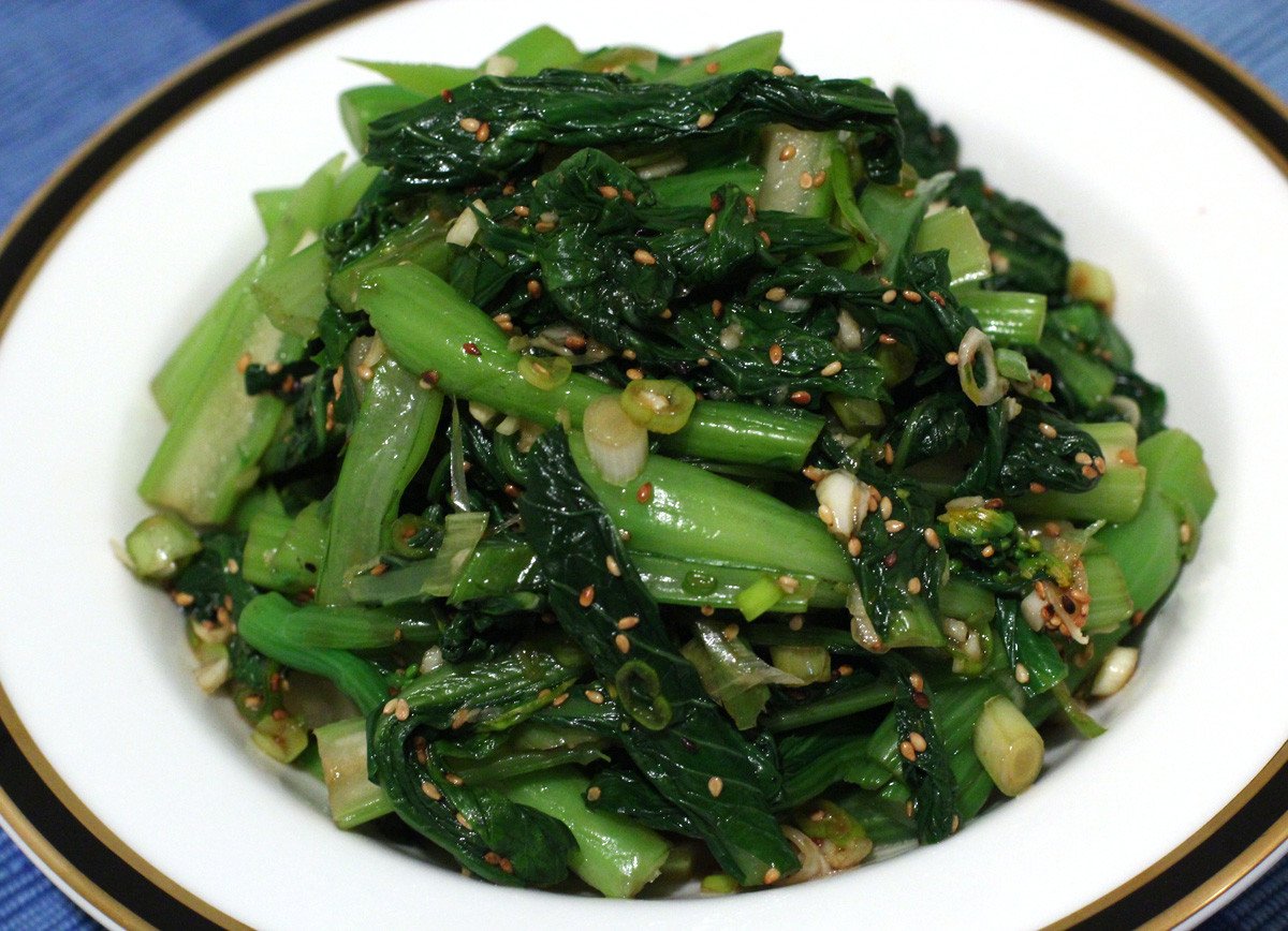 Spinach Side Dishes
 Korean food photo Sigeumchi namul Spinach side dish