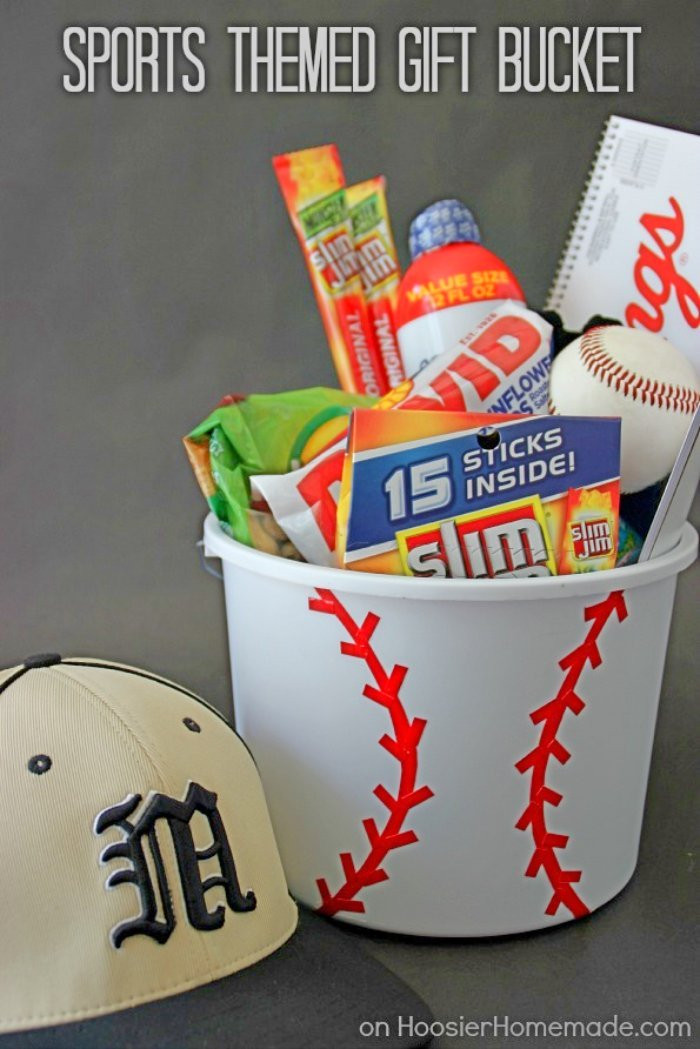 Sports Themed Gift Basket Ideas
 70 Inexpensive DIY Gift Basket Ideas DIY Gifts Page 9