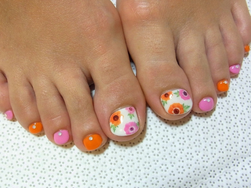 Summer Toe Nail Designs
 Stylish Pedicure Nail Art Designs for Summer