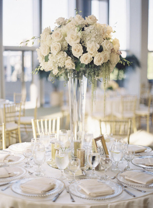 Table Decor For Wedding
 Wedding Table Decorations for a Cream Wedding