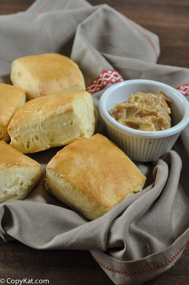 Texas Roadhouse Bread Recipe
 Better Than Texas Roadhouse Rolls