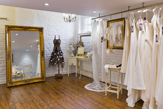 The Vow Wedding Boutique
 Caring & intimate bridal shop experience Sanyukta
