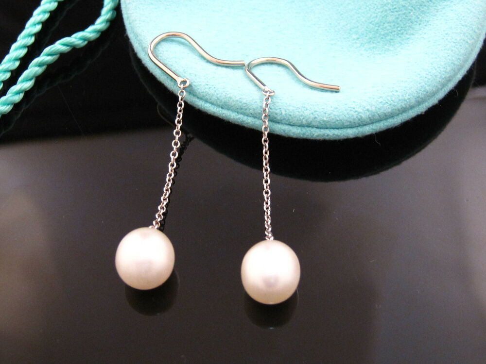 Tiffany Pearl Earrings
 Authentic Tiffany & Co Silver Elsa Peretti Pearl by the
