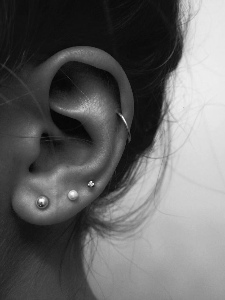 Triple Helix Earrings
 Triple lobe piercing with helix piercing