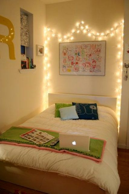 Twinkle Lights Bedroom
 23 Cool String Lights Ideas For Your Bedroom Shelterness