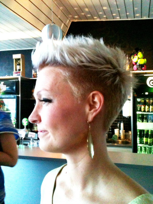Undercut Haircuts For Women
 Pixie Cuts and Sidebuzzed pics 9 27 12