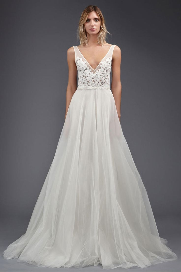 V Neck Wedding Dress
 What Are the Best Wedding Dresses for Petite Brides